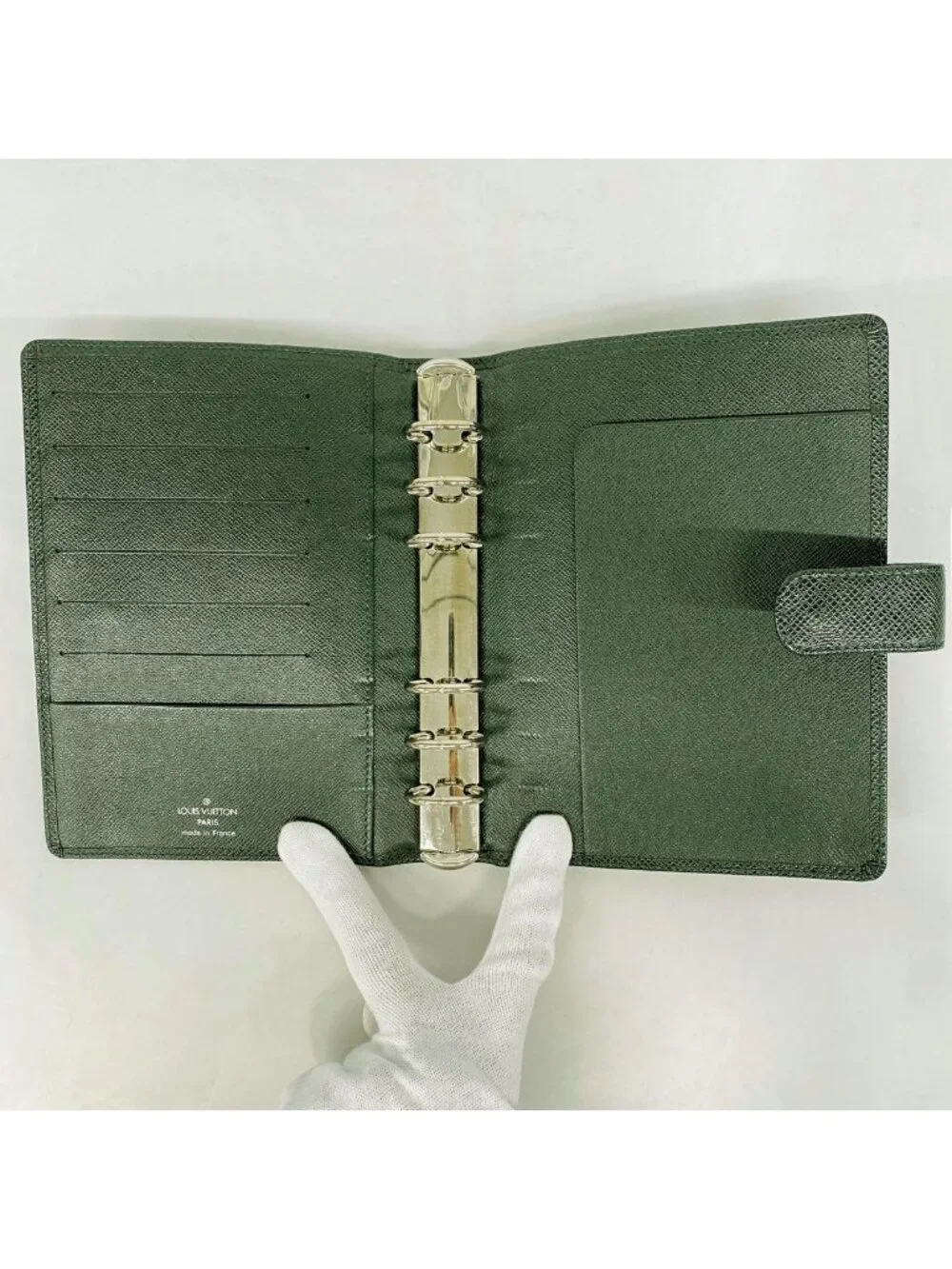 Louis Vuitton Notebook Cover Taiga Agenda MM Epi